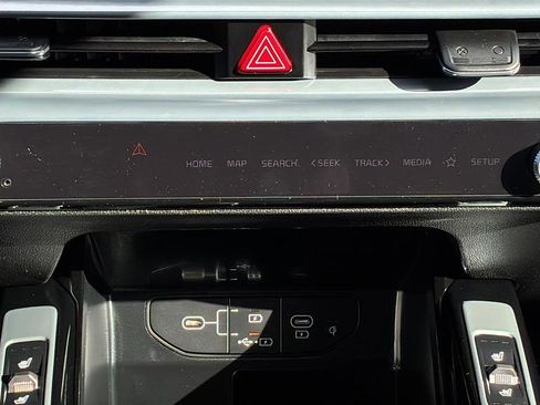 New 2026 Kia Sorento SX image 21