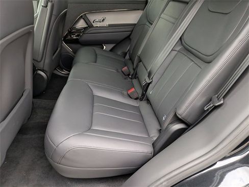 New 2025 Land Rover Range Rover Sport Dynamic SE image 15