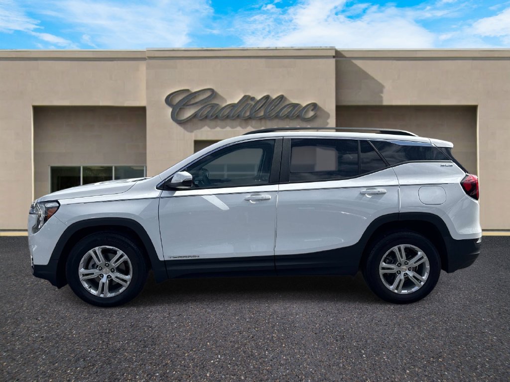 Used 2022 GMC Terrain SLE w/ Driver Convenience Package FWD image 6