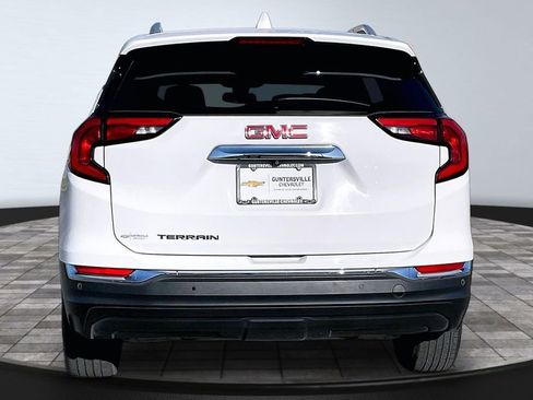 Used 2021 GMC Terrain SLT FWD image 4