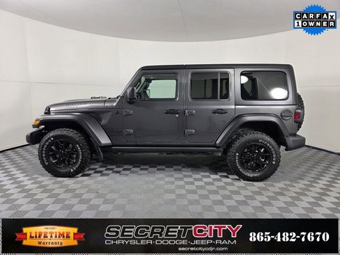 Used 2022 Jeep Wrangler Unlimited Willys image 4