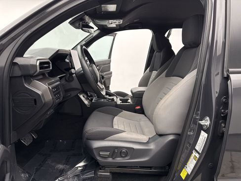 Used 2024 Toyota Tacoma TRD Sport w/ TRD Sport Upgrade Package image 11