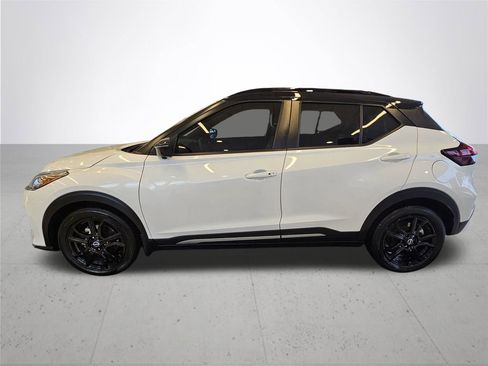 Certified 2023 Nissan Kicks SR w/ SR Premium Package image 12