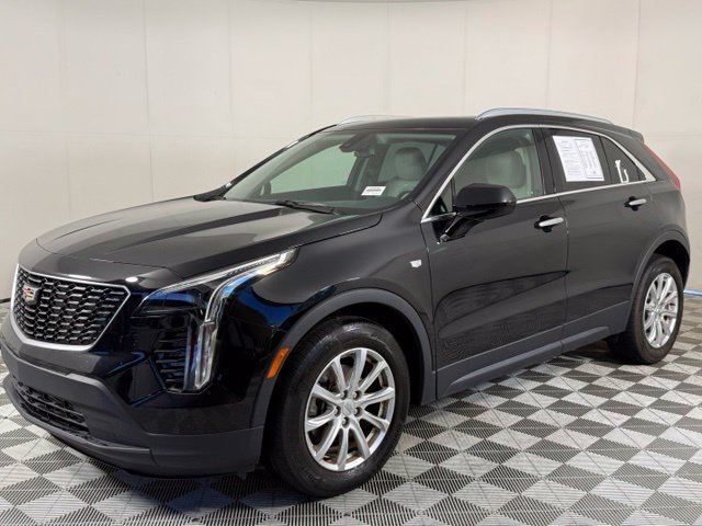 Used 2019 Cadillac XT4 Luxury FWD image 2