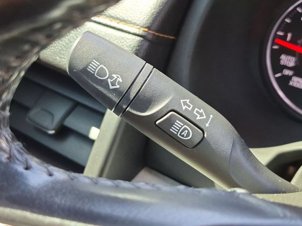 Used 2018 GMC Terrain SLT w/ Preferred Package AWD/4WD image 16