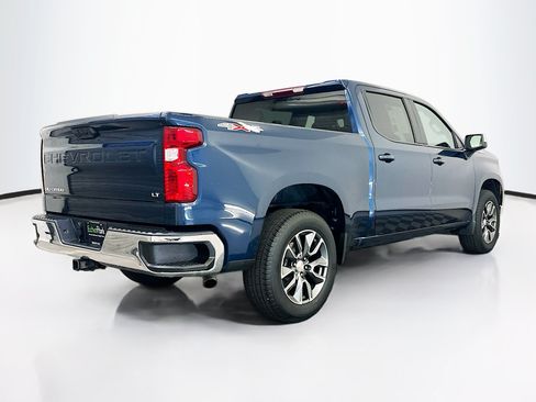Used 2023 Chevrolet Silverado 1500 LT AWD/4WD image 9