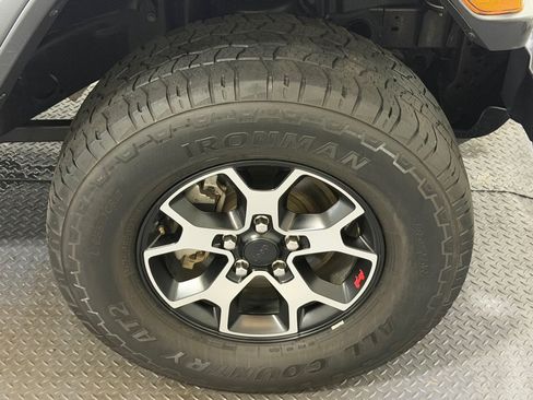 Used 2020 Jeep Wrangler Unlimited Rubicon AWD/4WD image 17
