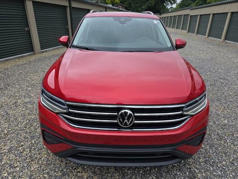 Used 2022 Volkswagen Tiguan SE AWD/4WD image 8