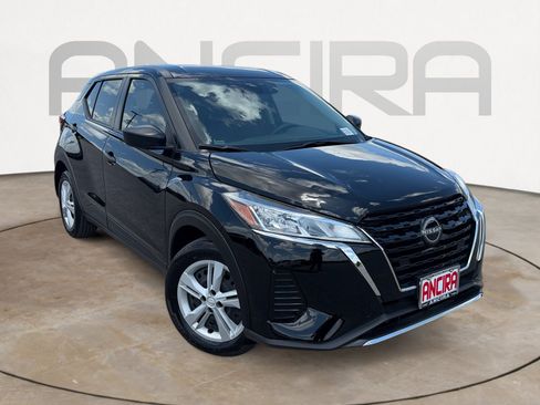 Used 2025 Nissan Kicks Play S FWD image 4