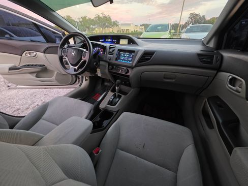 Used 2012 Honda Civic LX image 17