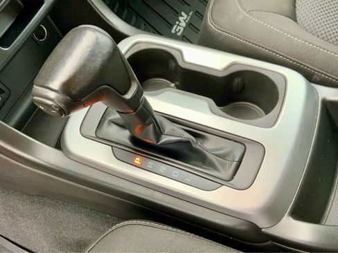 Used 2019 Chevrolet Colorado LT w/ LT Convenience Package image 49