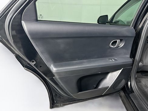 Used 2024 Hyundai Ioniq 5 SEL image 27