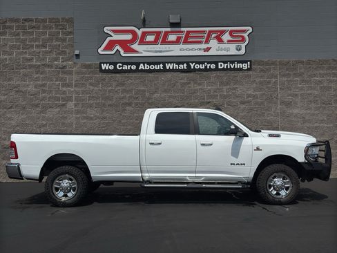 Used 2022 RAM 2500 Big Horn AWD/4WD image 4