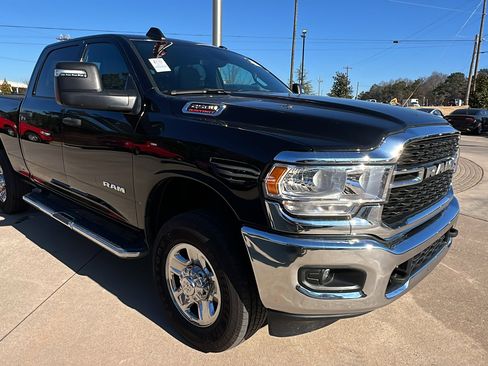 Used 2024 RAM 2500 Big Horn w/ Bed Utility Group image 5