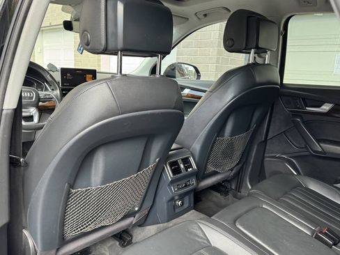 Used 2018 Audi Q5 2.0T Premium Plus w/ Premium Plus Package AWD/4WD image 25