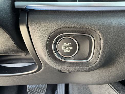 New 2025 Mercedes-Benz GLE 450e 4MATIC image 27