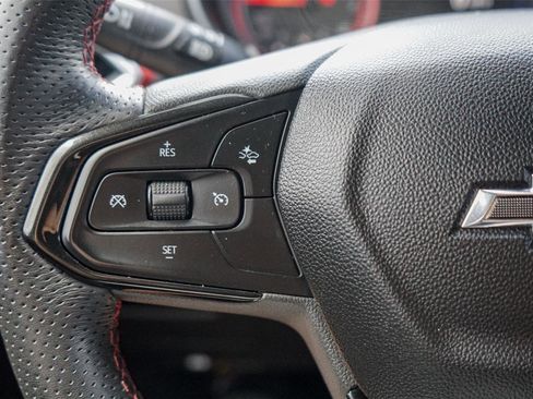 Used 2021 Chevrolet TrailBlazer RS w/ Technology Package FWD image 17