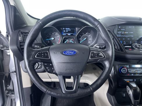 Used 2019 Ford Escape Titanium image 16