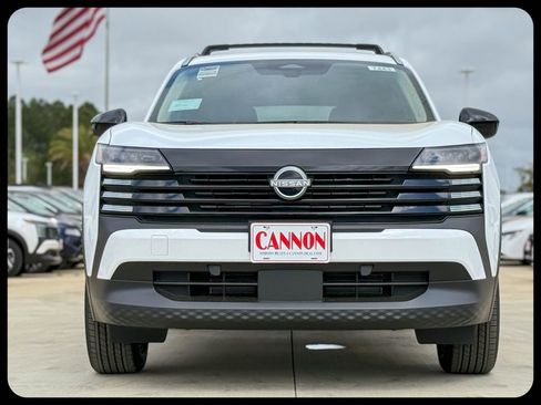 New 2026 Nissan Kicks SV image 3