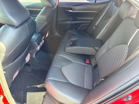 Used 2024 Toyota Camry SE w/ Audio Upgrade Package image 17