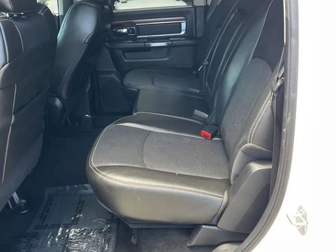 Used 2014 RAM 1500 Laramie w/ Convenience Group AWD/4WD image 17