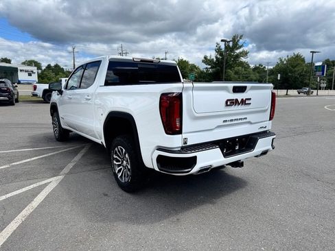 Used 2022 GMC Sierra 1500 AT4 w/ AT4 Preferred Package AWD/4WD image 4
