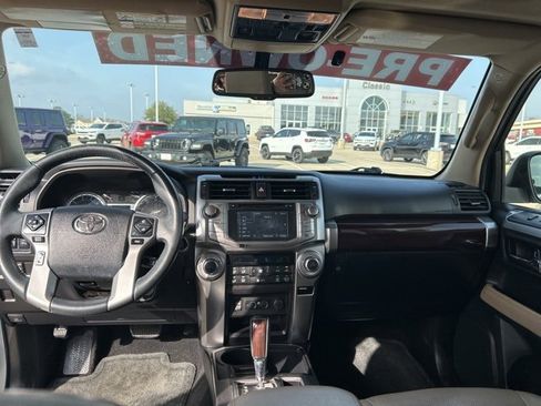 Used 2016 Toyota 4Runner Limited image 38