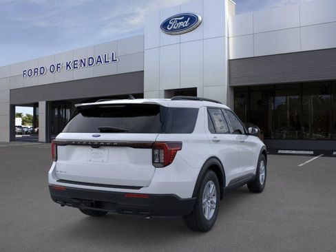 New 2026 Ford Explorer Active image 8