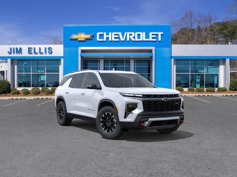 New 2026 Chevrolet Traverse Z71 image 2