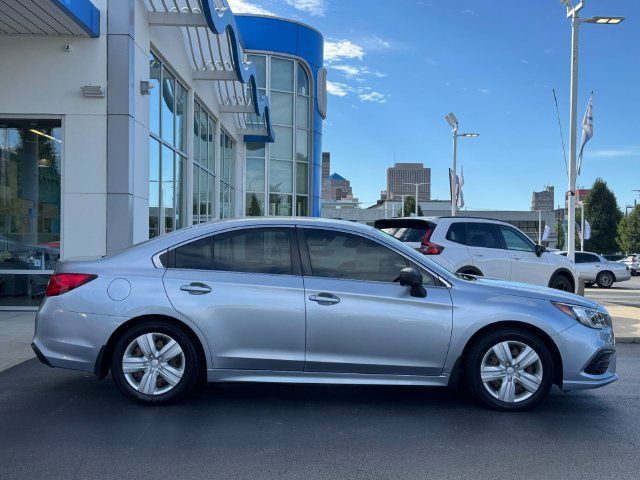 Used 2019 Subaru Legacy 2.5i AWD/4WD image 2