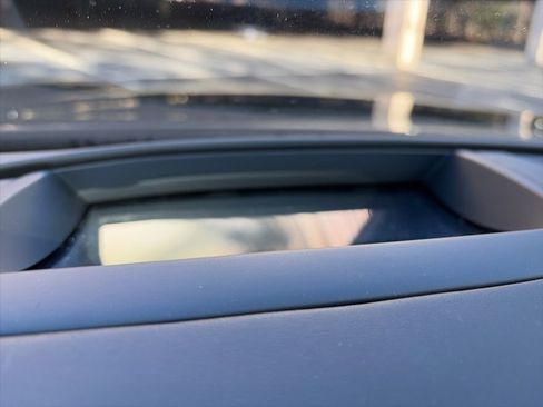 Used 2023 Genesis G90 3.5T image 11