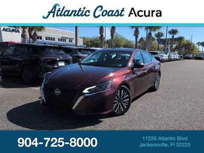 Used 2024 Nissan Altima 2.5 SV