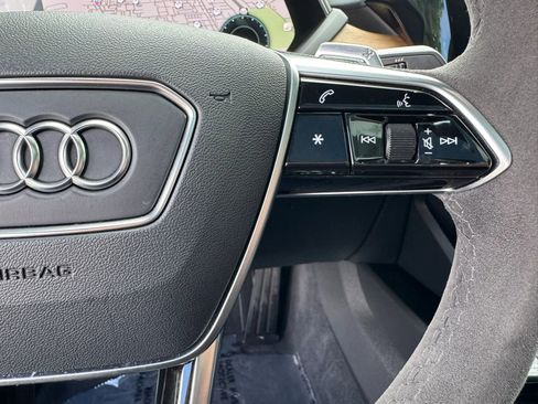 Used 2023 Audi e-tron GT Premium Plus AWD/4WD image 33