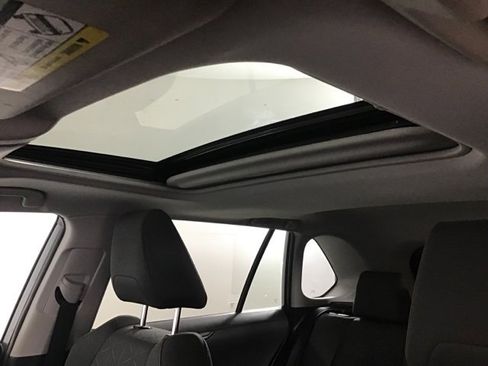 Used 2021 Toyota RAV4 XLE image 13