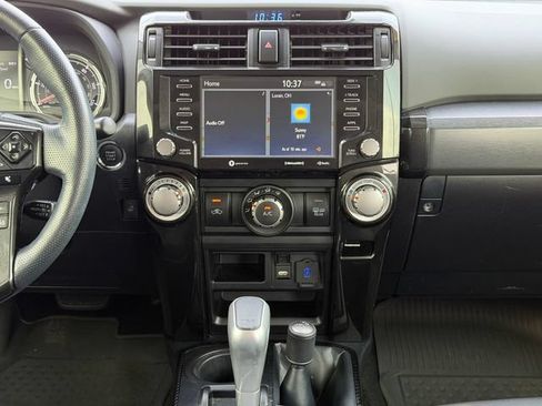 Certified 2024 Toyota 4Runner TRD Off-Road Premium w/ Moonroof Package AWD/4WD image 21