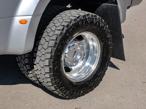 Used 2019 Ford F350 Lariat w/ Lariat Value Package image 65