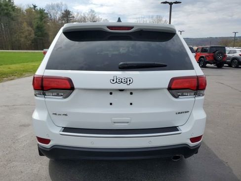 Used 2022 Jeep Grand Cherokee Limited w/ Tech Group AWD/4WD image 4