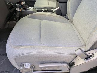 New 2025 Jeep Gladiator Sport video 4