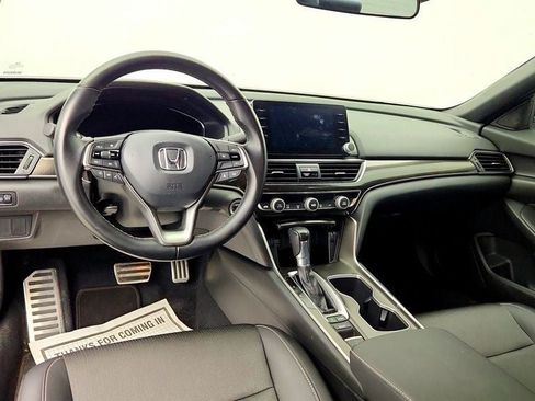 Used 2022 Honda Accord Sport image 10