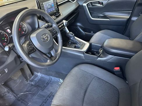 Used 2022 Toyota RAV4 XLE image 11