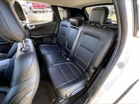 Used 2022 Ford Escape SEL w/ Technology Package image 19