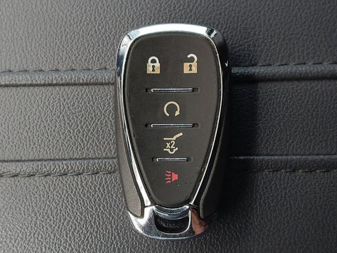 Used 2020 Chevrolet Blazer LT FWD image 32