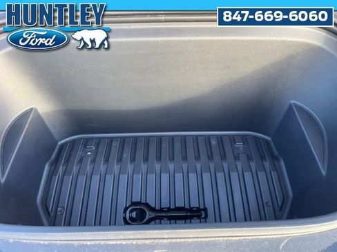 Used 2023 Tesla Model Y Long Range image 9