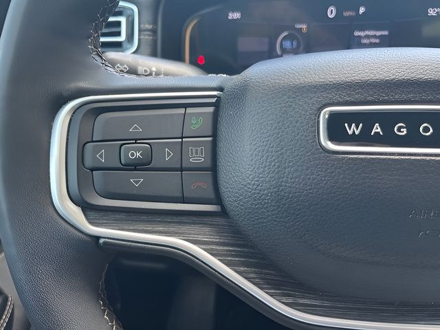 Used 2024 Jeep Wagoneer L Series II w/ Flexible Seating Group RWD image 20