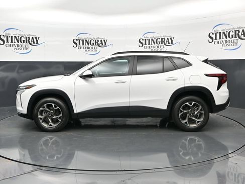Certified 2024 Chevrolet Trax LT FWD image 4