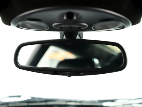 Used 2003 Aston Martin Vanquish image 37