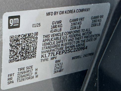 Used 2025 Chevrolet Trax LS image 12