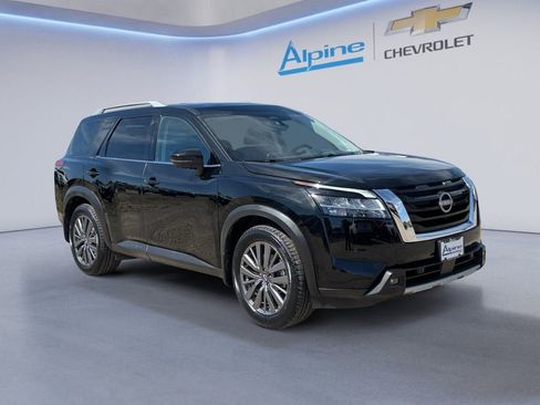 Used 2024 Nissan Pathfinder SL w/ SL Premium Package AWD/4WD image 7
