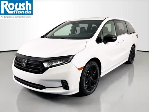 Certified 2023 Honda Odyssey Sport image 1