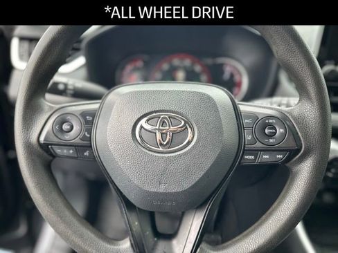 Used 2023 Toyota RAV4 XLE image 5